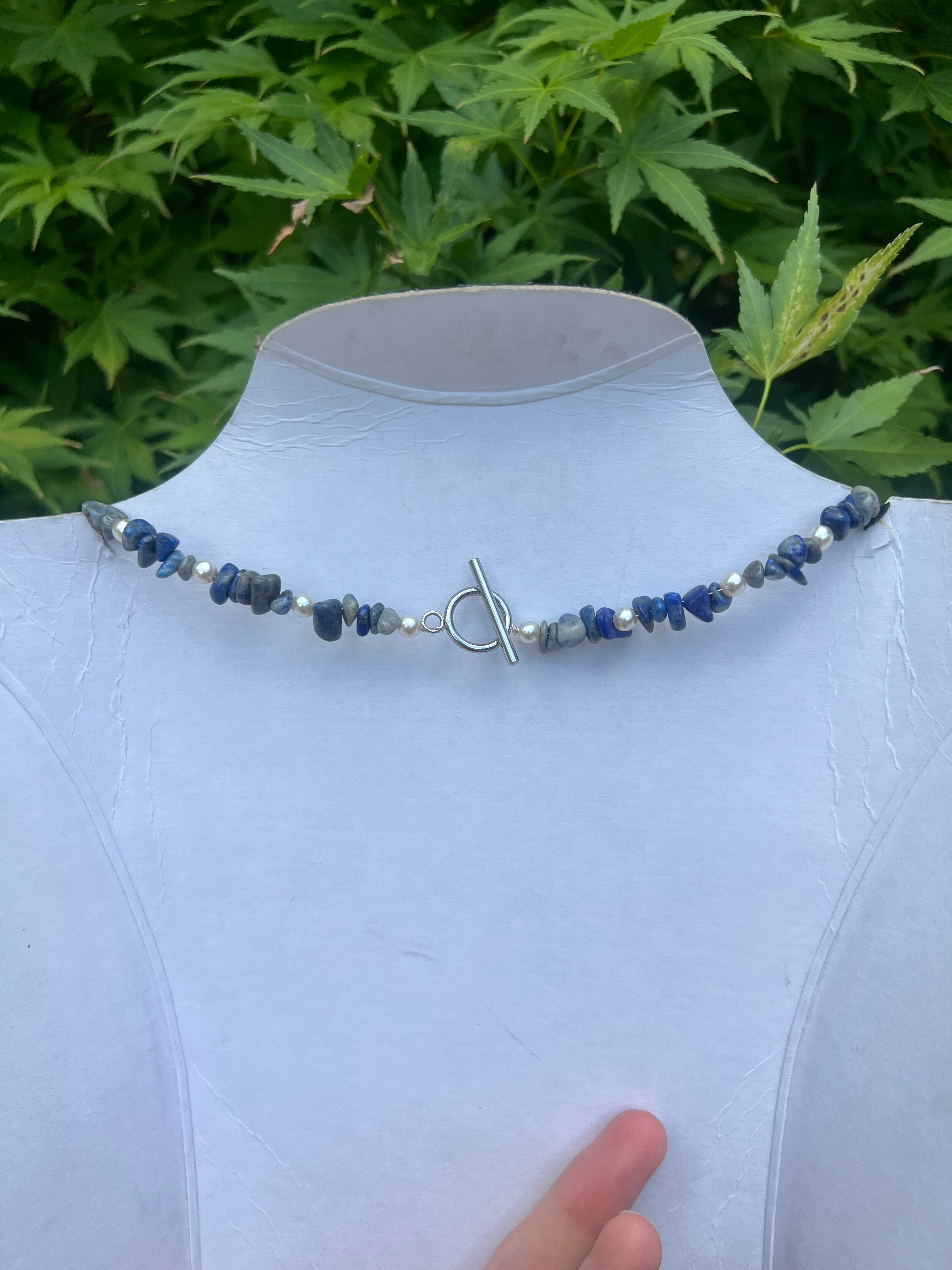 A sun’s tide necklace
